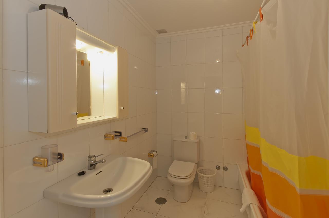 Apartamentos De Uso Turistico Fontina - Playa Montalvo - Sanxenx0 -Pontevedra ซันเชนโช ภายนอก รูปภาพ